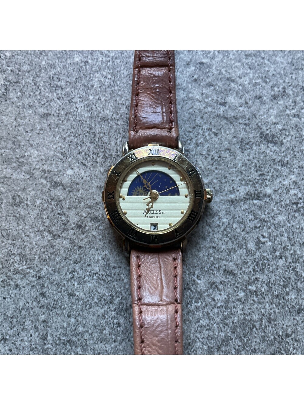 Vintage Axcess Womens Sun/Moon Phase Watch 25mm Two Tone Case Leather Band A21